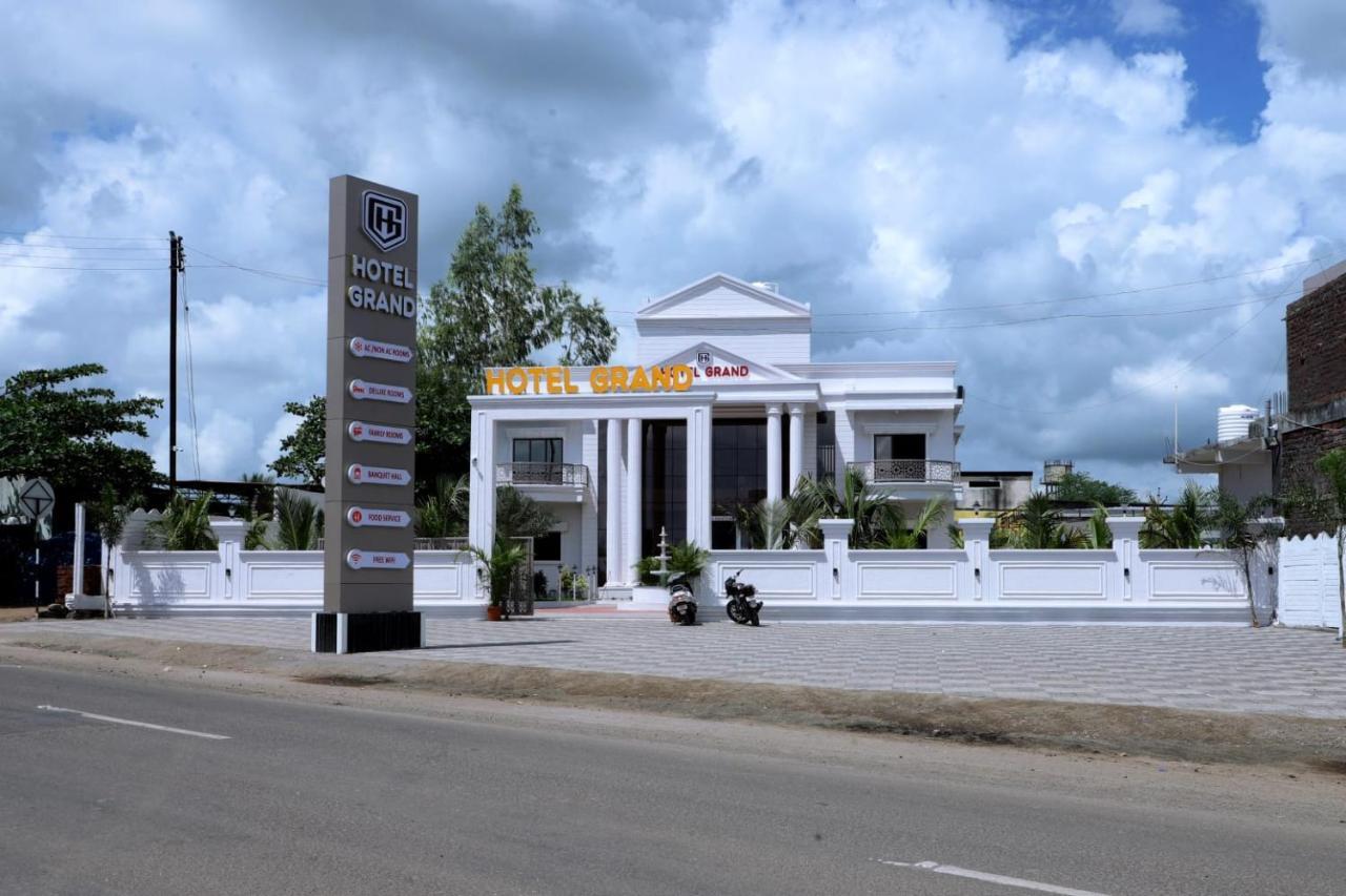 Hotel Grand Khuldabad Exterior foto